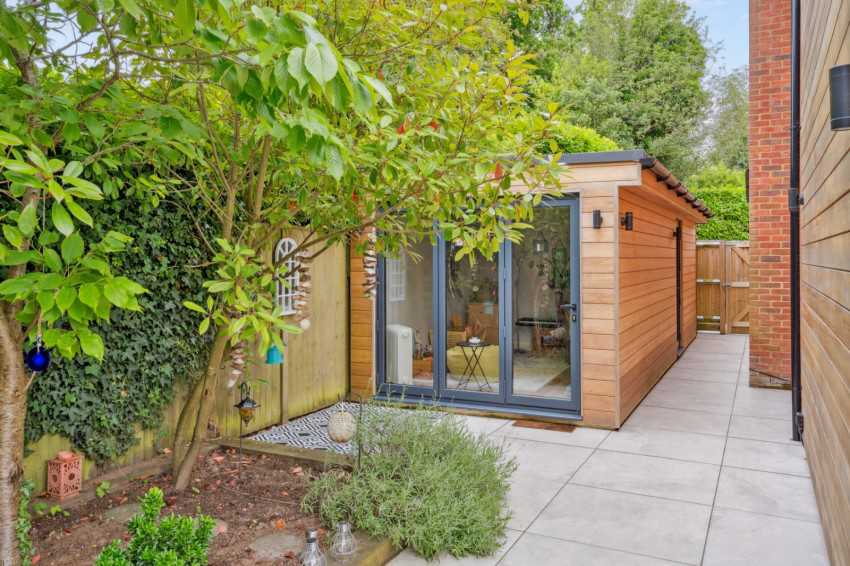 St Leonards Road, Amersham, Buckinghamshire, HP6, photo 30
