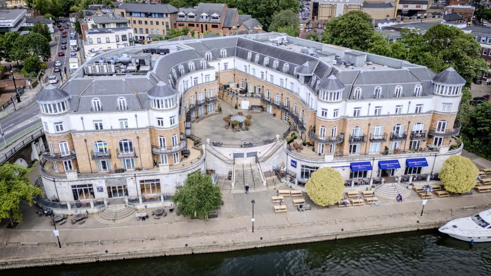 Clarence Street, Staines-Upon-Thames, Surrey, TW18, photo 7