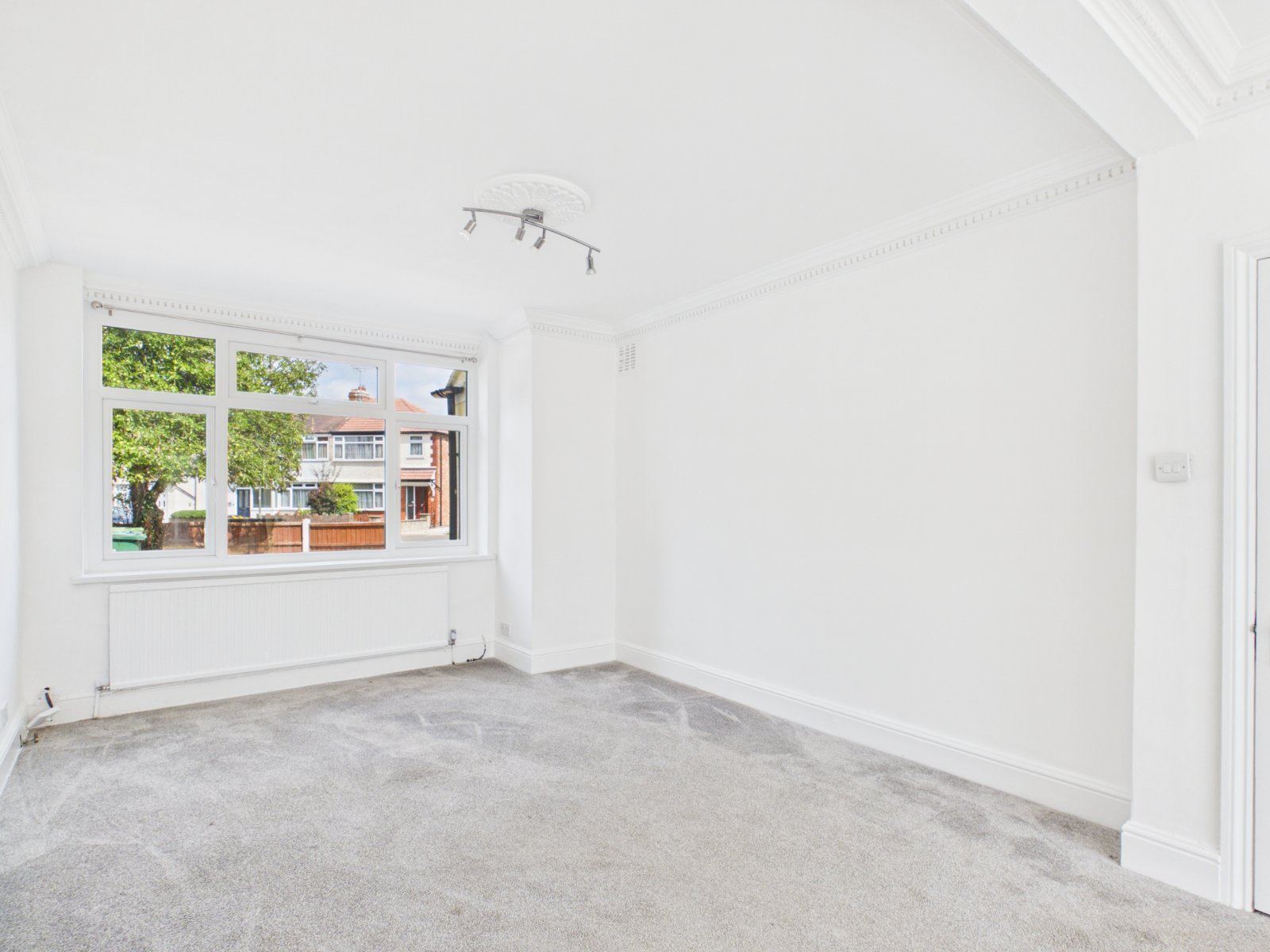 Petersfield Road, Staines-upon-Thames, Surrey, TW18, photo 16