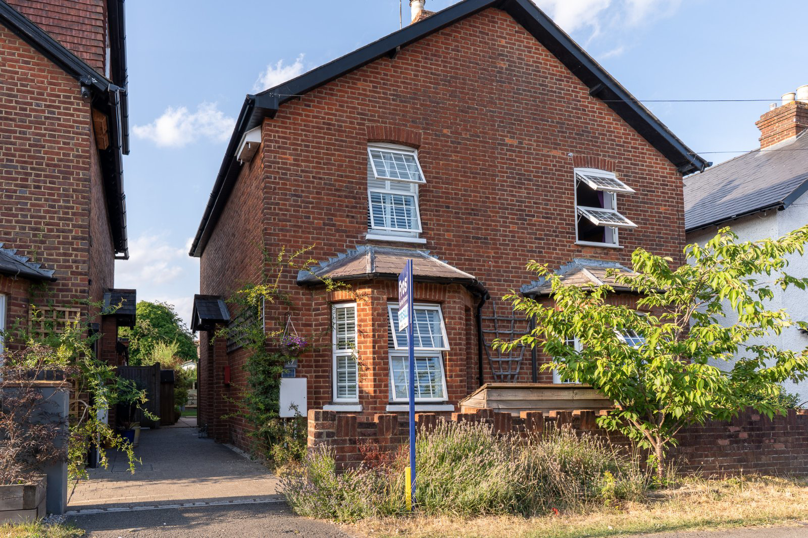 Almond Road, Burnham, SL1