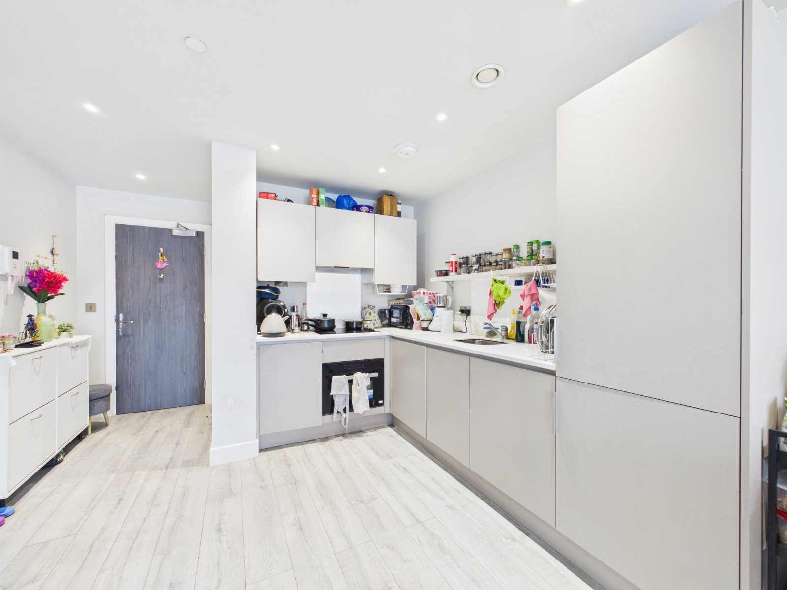 The Metalworks, Petersfield Avenue, Slough, Berkshire, SL2, photo 3