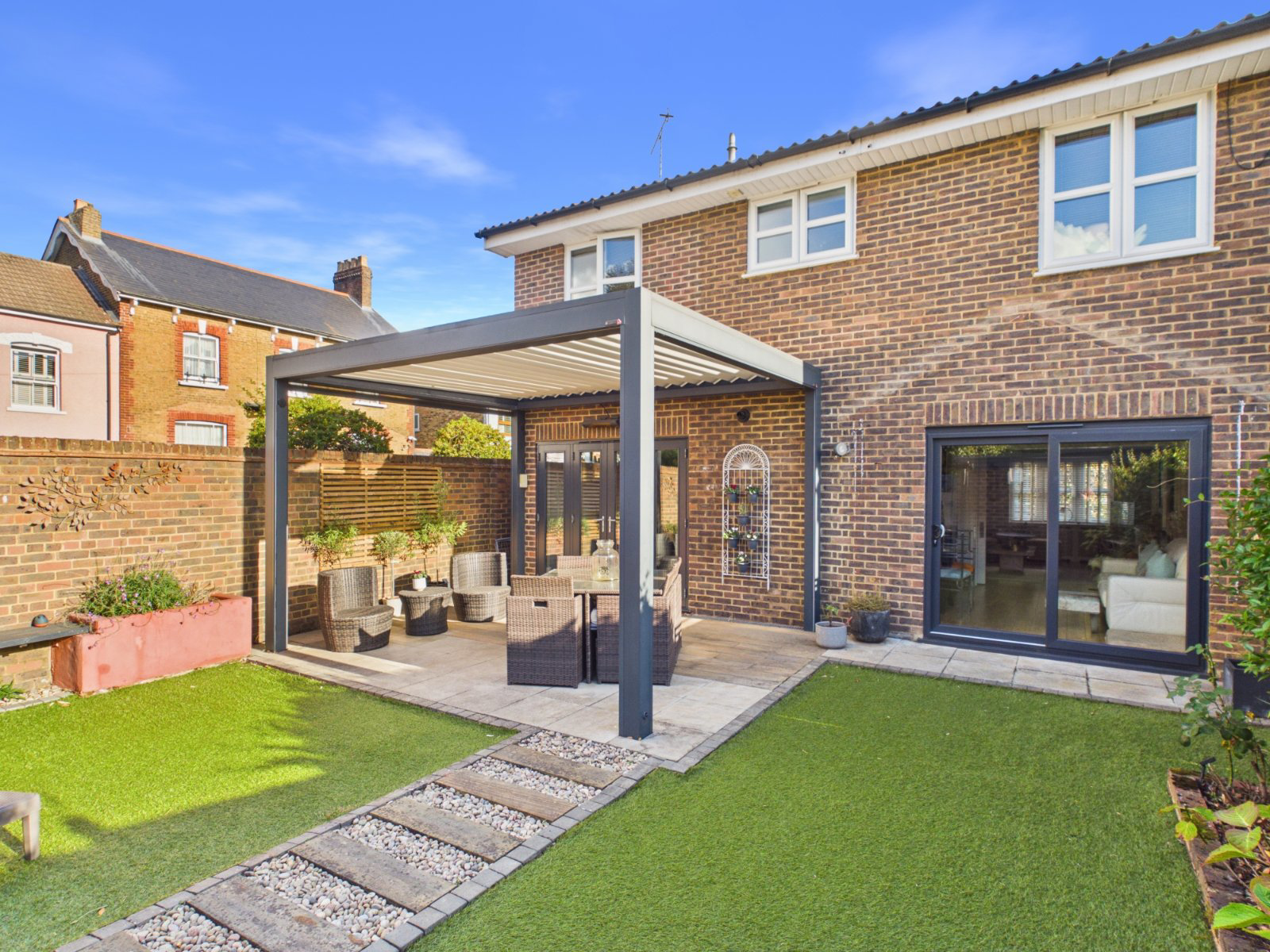Richmond Road, Staines-upon-Thames, Surrey, TW18, photo 3