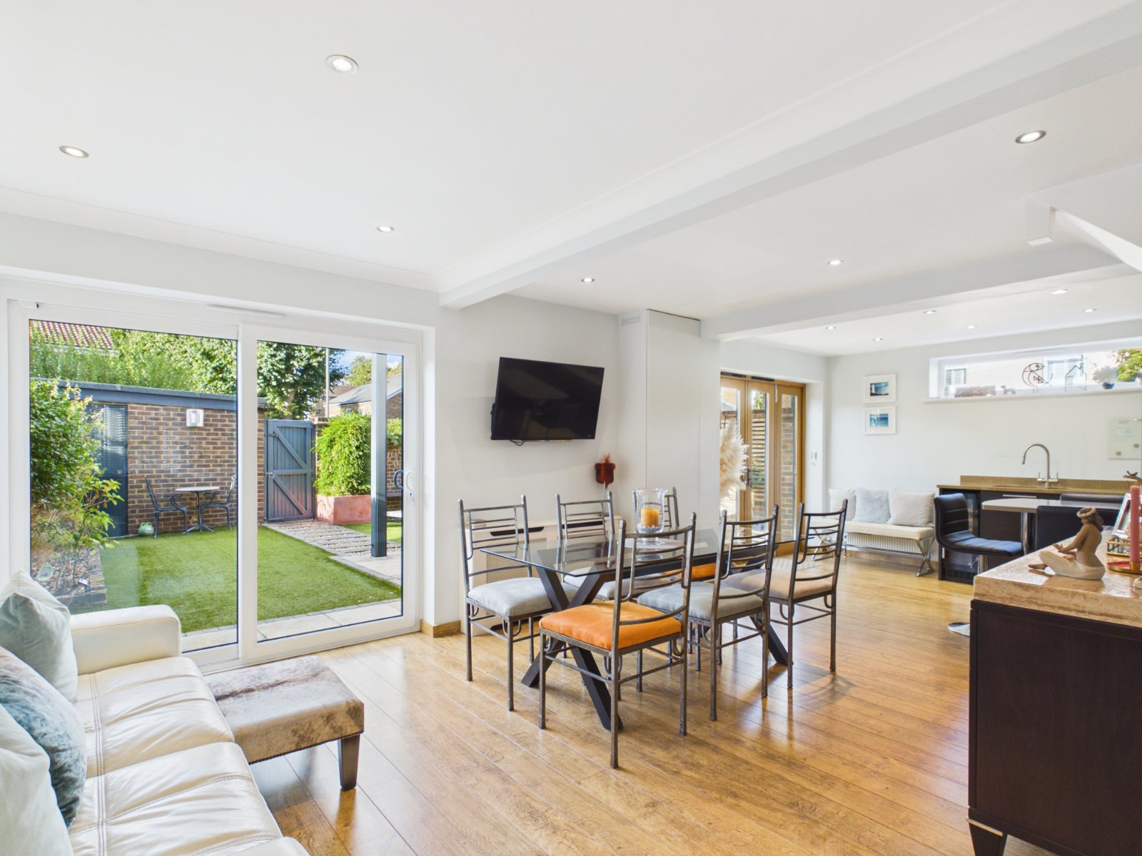 Richmond Road, Staines-upon-Thames, Surrey, TW18, photo 4