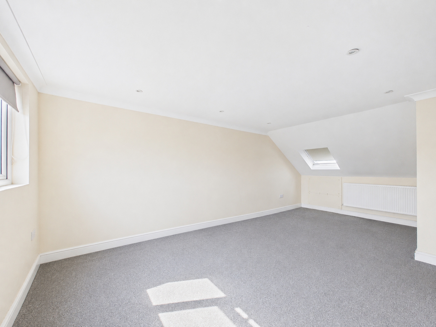 Staines Road West, Ashford, Middlesex, TW15, photo 15