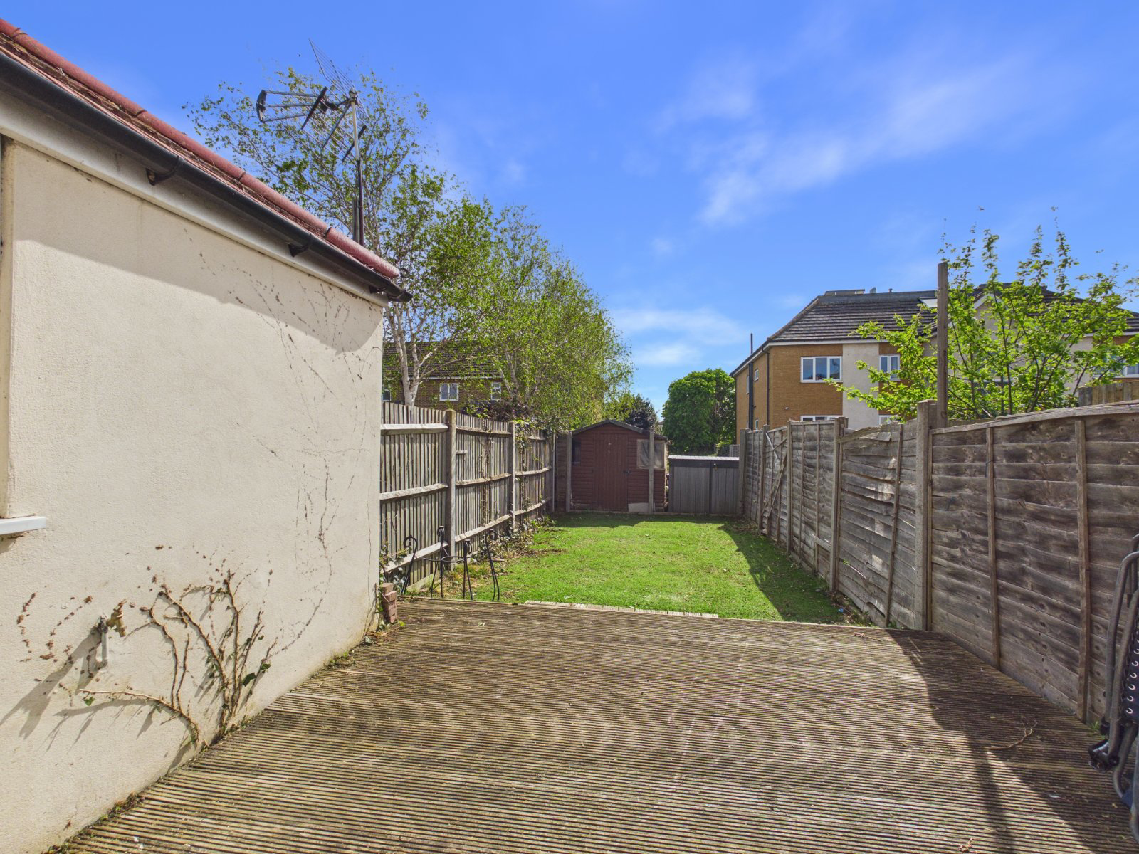 Staines Road West, Ashford, Middlesex, TW15, photo 2