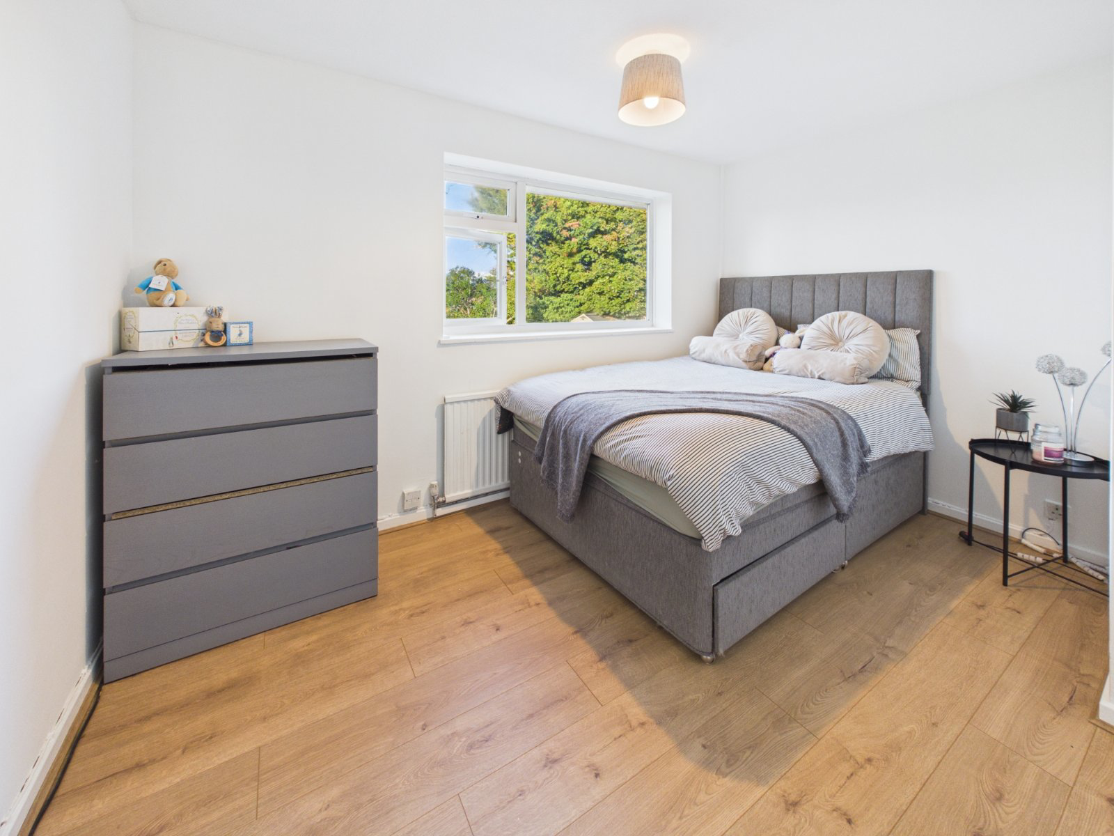 Newton Close, Langley, Berkshire, SL3, photo 6