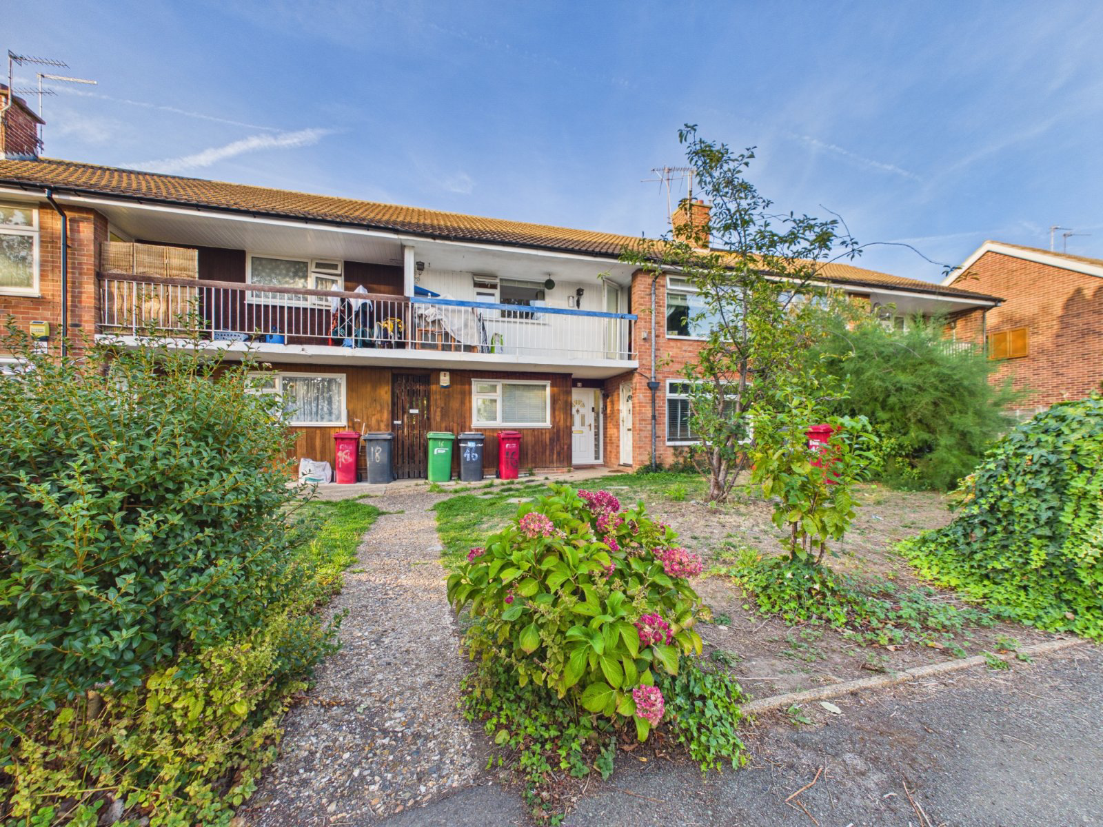 Newton Close, Langley, Berkshire, SL3, photo 2