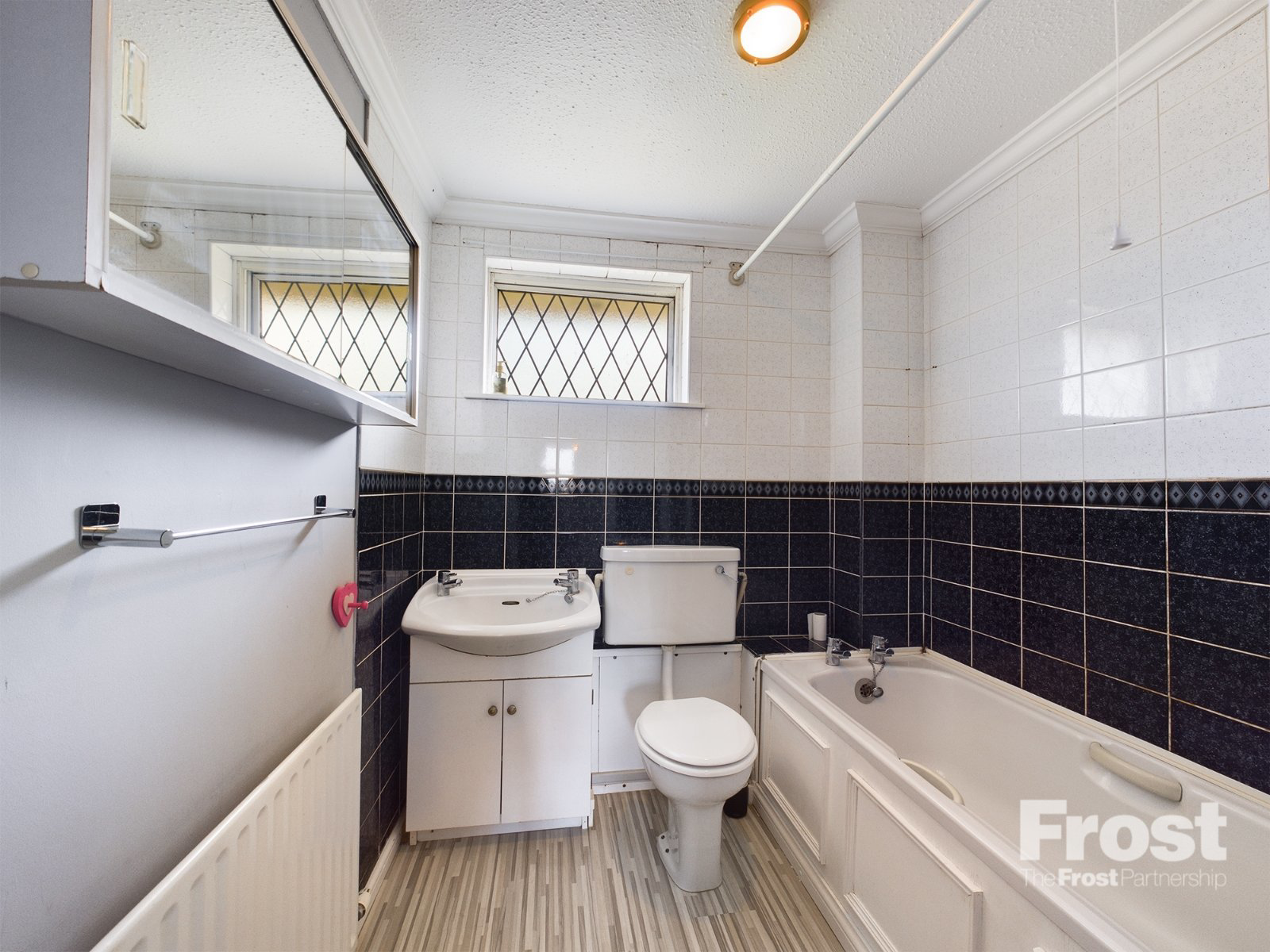 Maisie Webster Close, Stanwell, Staines-Upon-Thames, TW19, photo 7