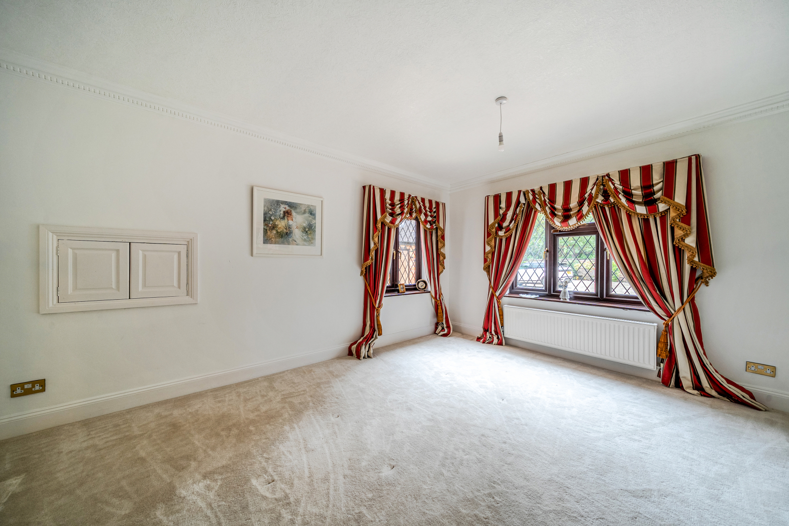 Templewood Lane, Farnham Common, Buckinghamshire, SL2, photo 32