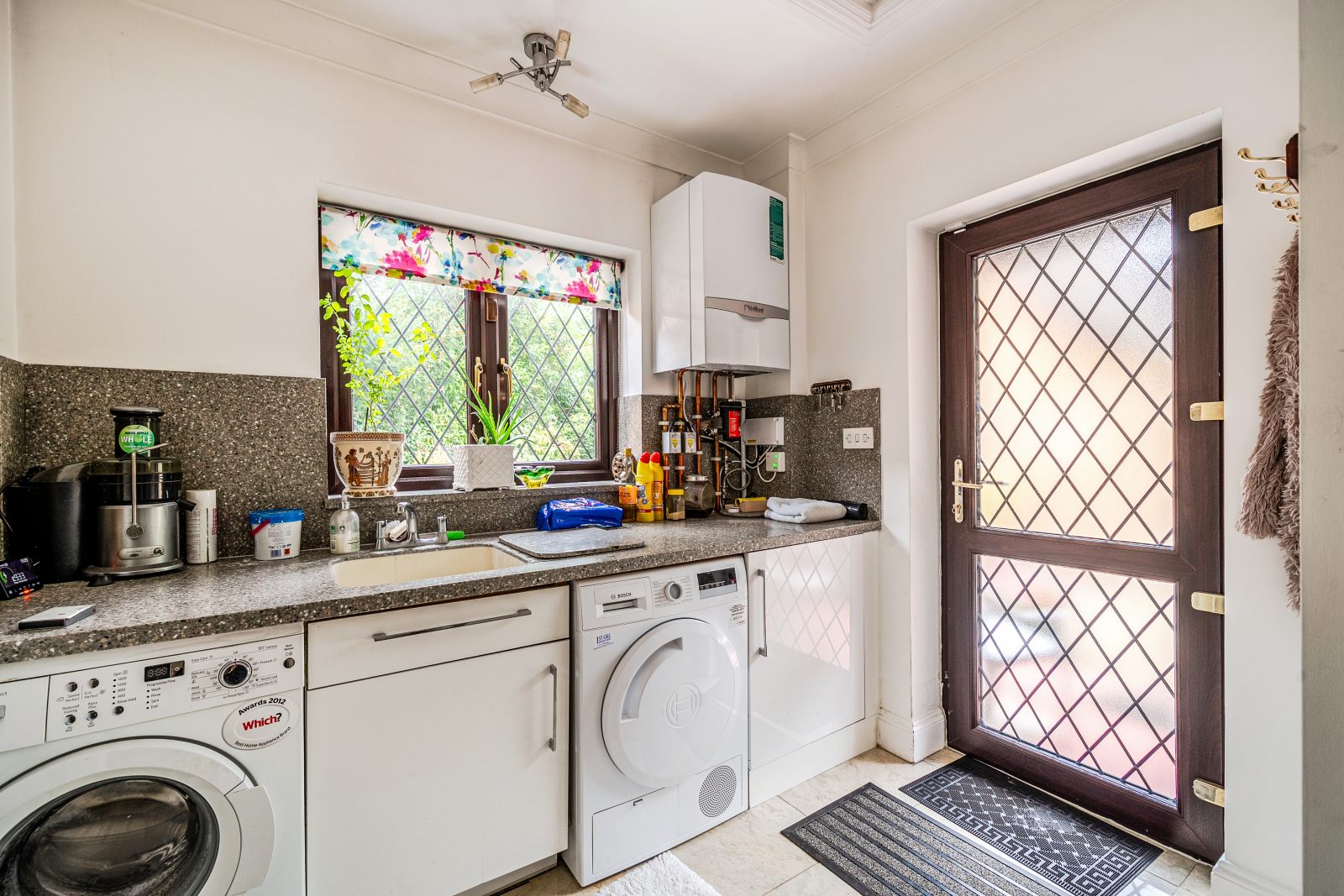 Templewood Lane, Farnham Common, Buckinghamshire, SL2, photo 29