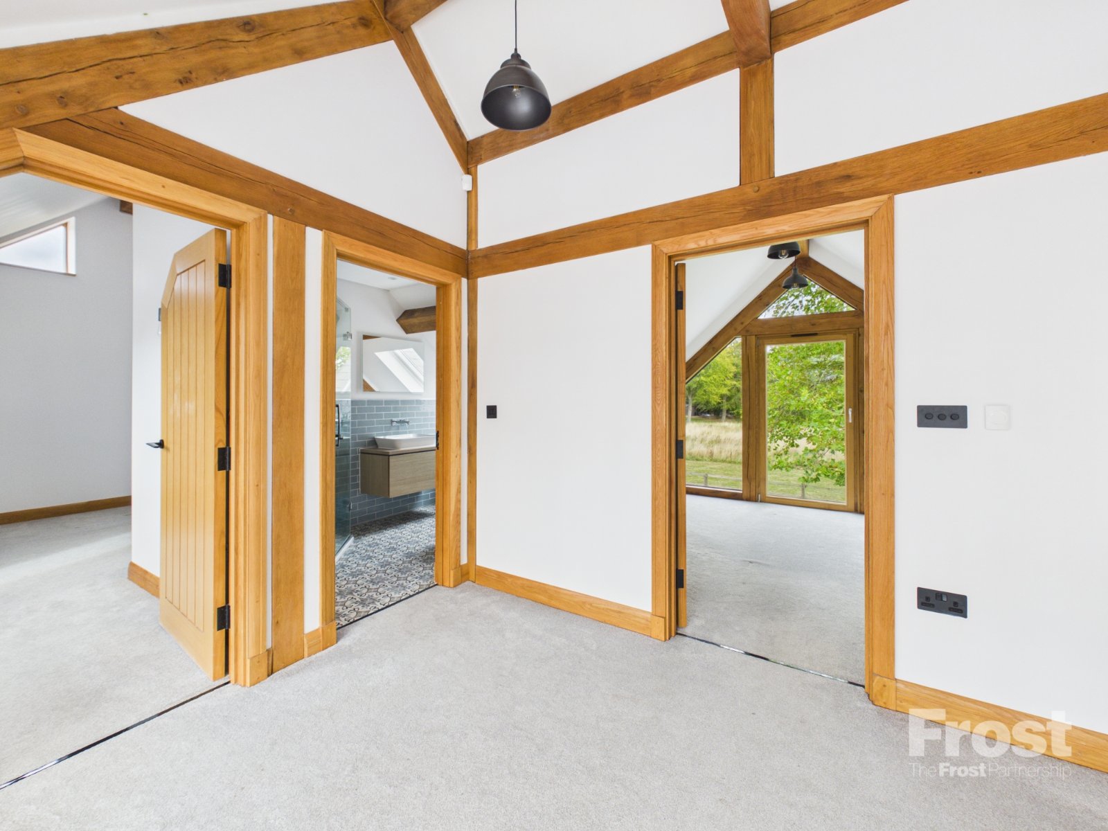 East Burnham Lane, Farnham Royal, Slough, SL2, photo 16