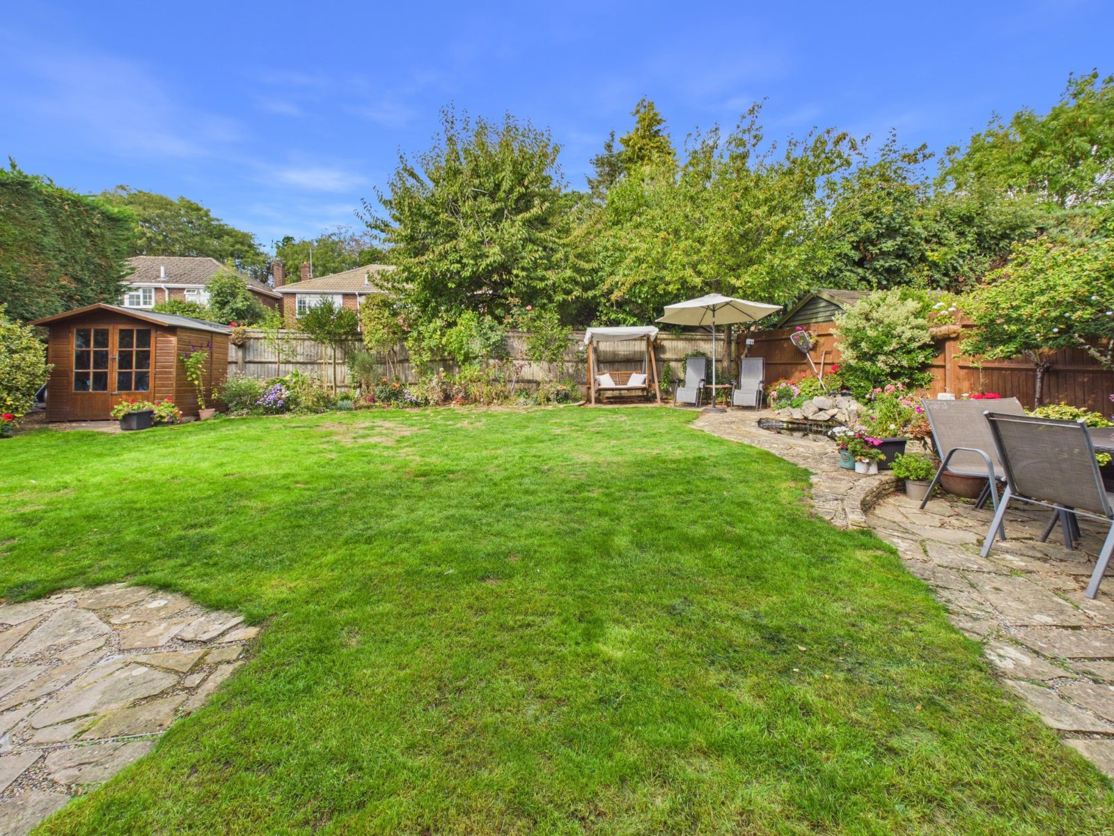 Orchard Grove, Flackwell Heath, High Wycombe, Buckinghamshire, HP10, photo 22