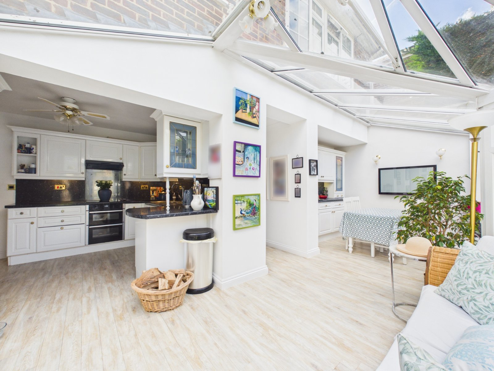Orchard Grove, Flackwell Heath, High Wycombe, Buckinghamshire, HP10, photo 6