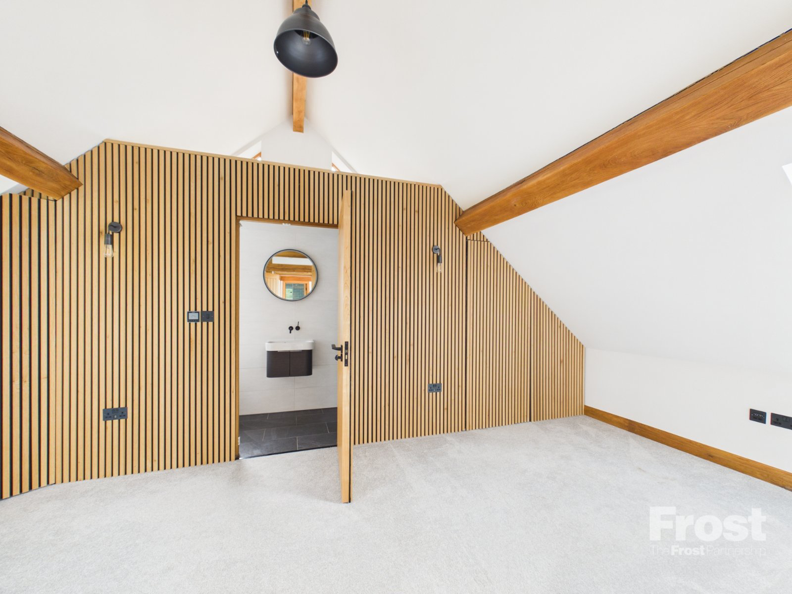 East Burnham Lane, Farnham Royal, Slough, SL2, photo 19