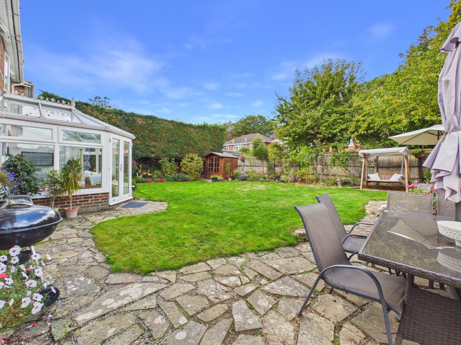 Orchard Grove, Flackwell Heath, High Wycombe, Buckinghamshire, HP10, photo 19
