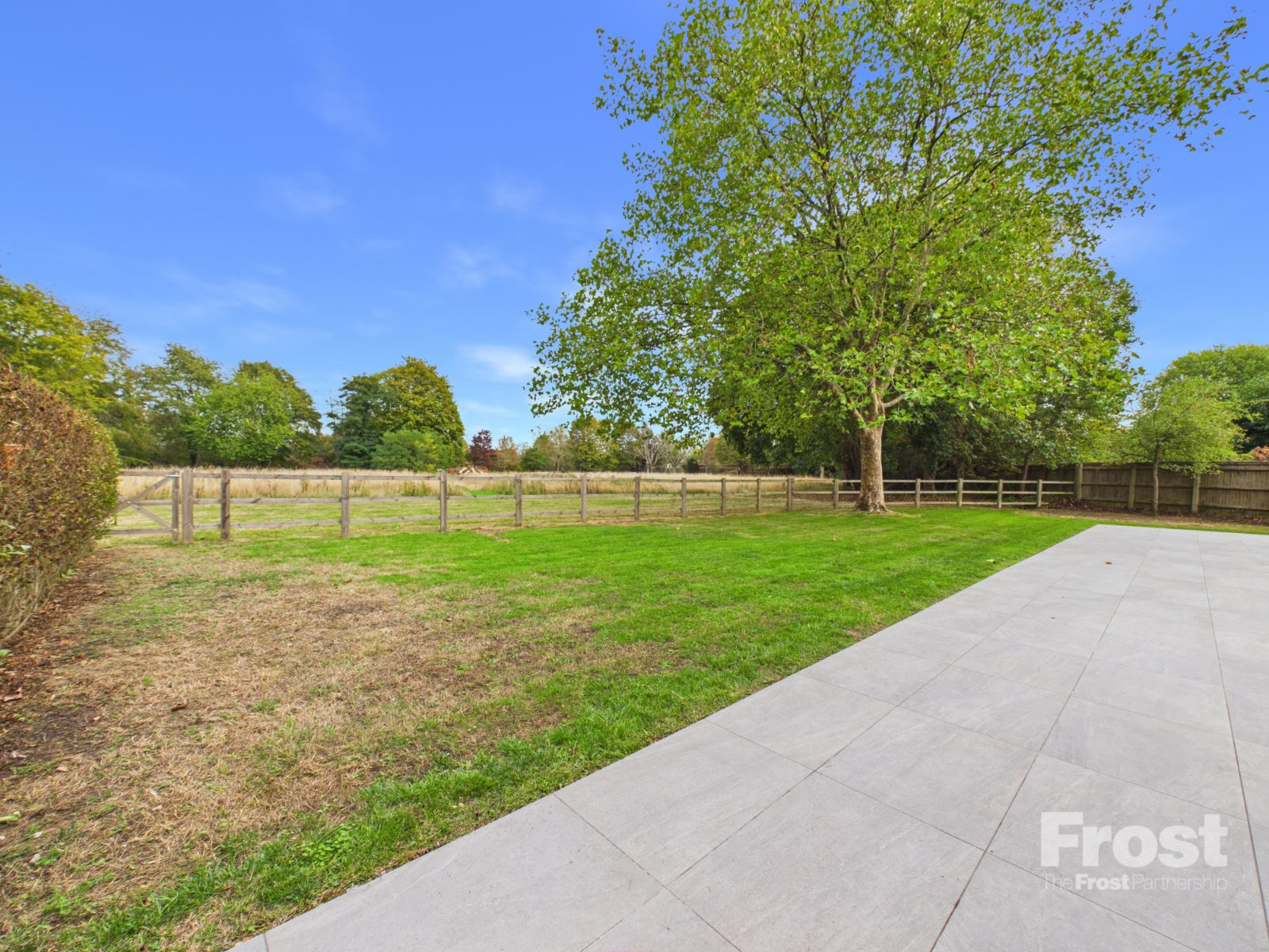 East Burnham Lane, Farnham Royal, Slough, SL2, photo 27