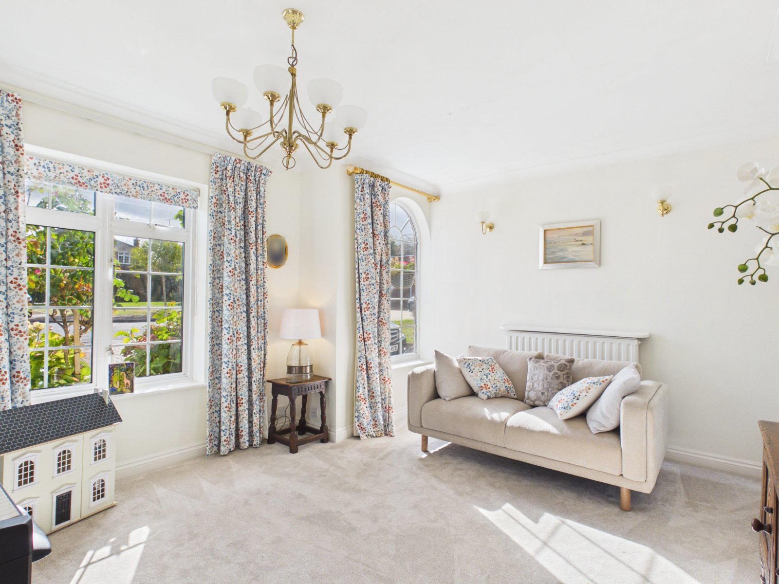Orchard Grove, Flackwell Heath, High Wycombe, Buckinghamshire, HP10, photo 5