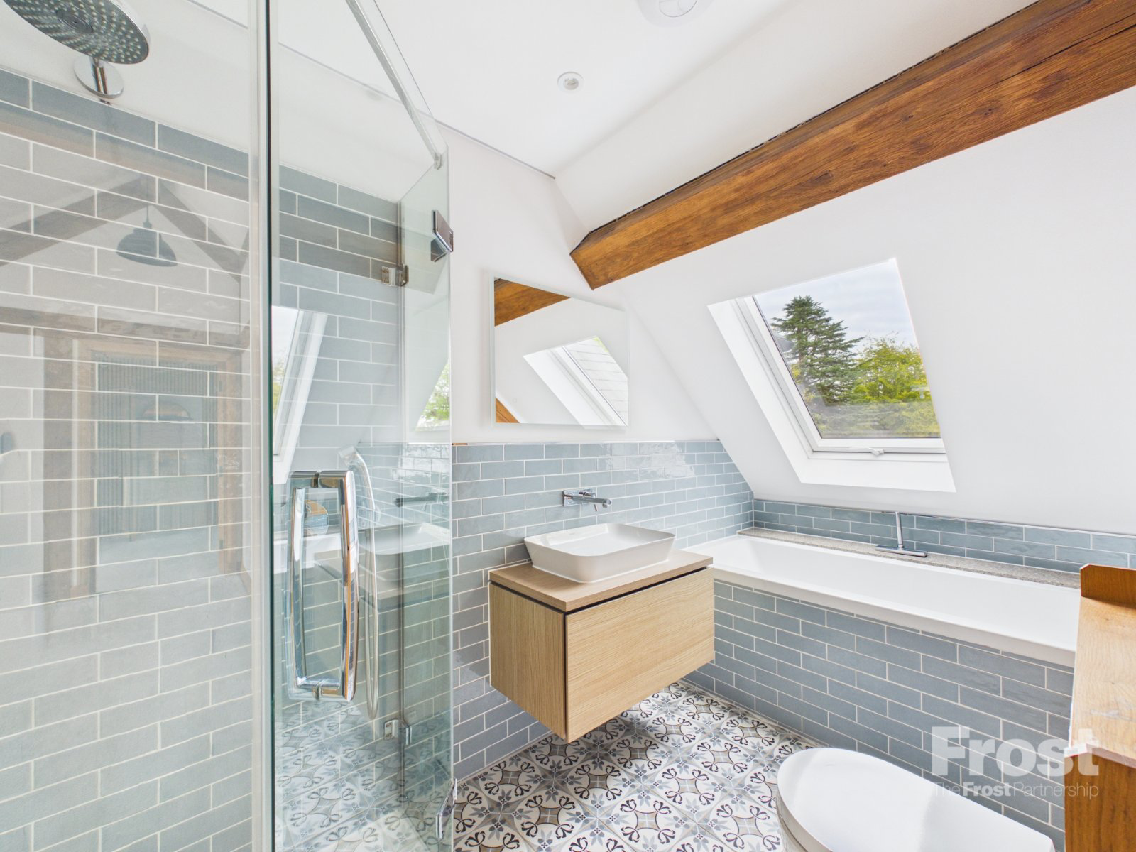 East Burnham Lane, Farnham Royal, Slough, SL2, photo 21