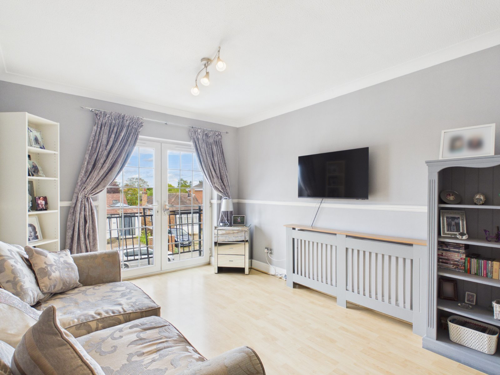 Wheatsheaf Lane, Staines-upon-Thames, Surrey, TW18, photo 2