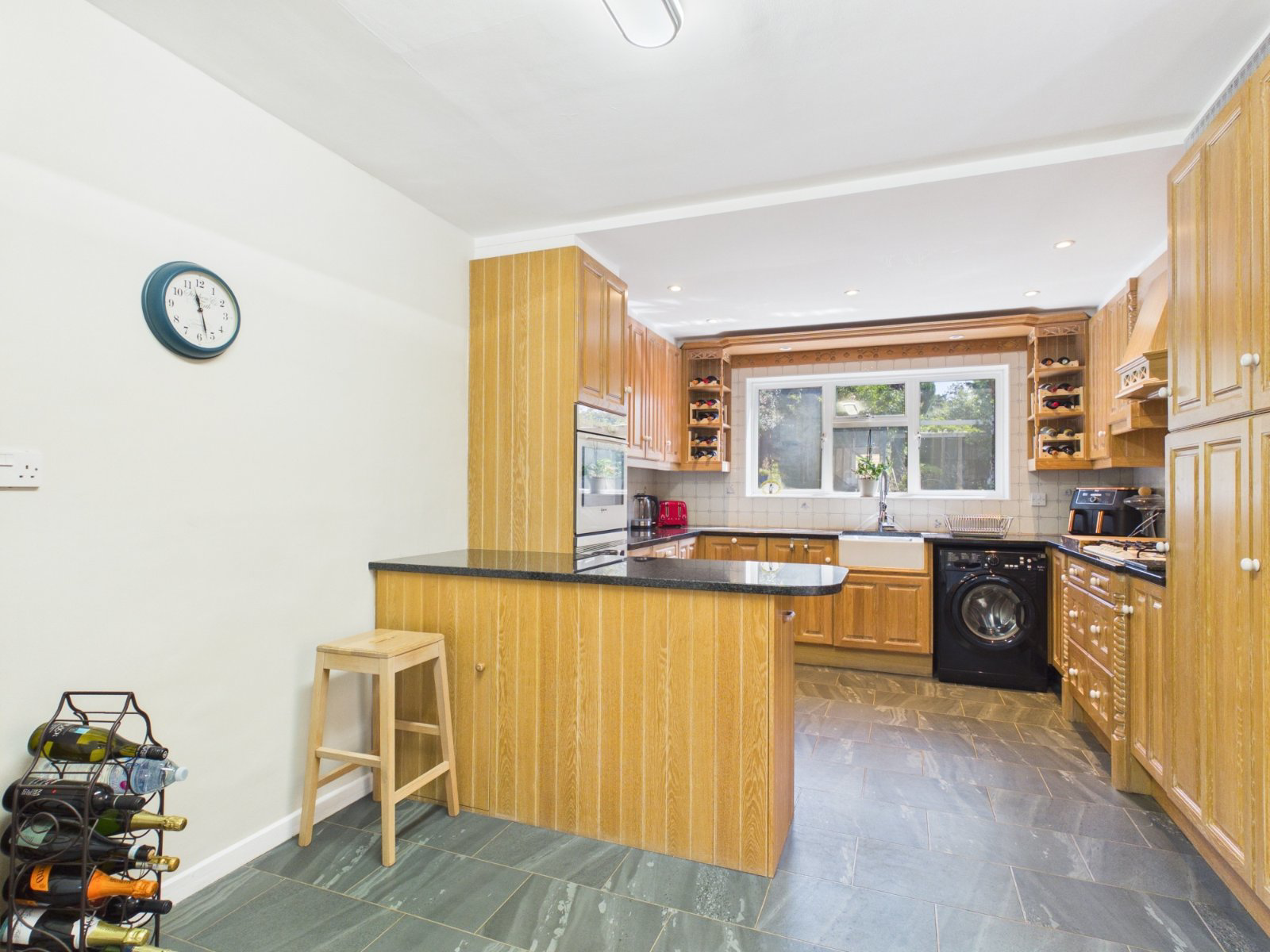 Telston Close, Bourne End, Buckinghamshire, SL8, photo 5