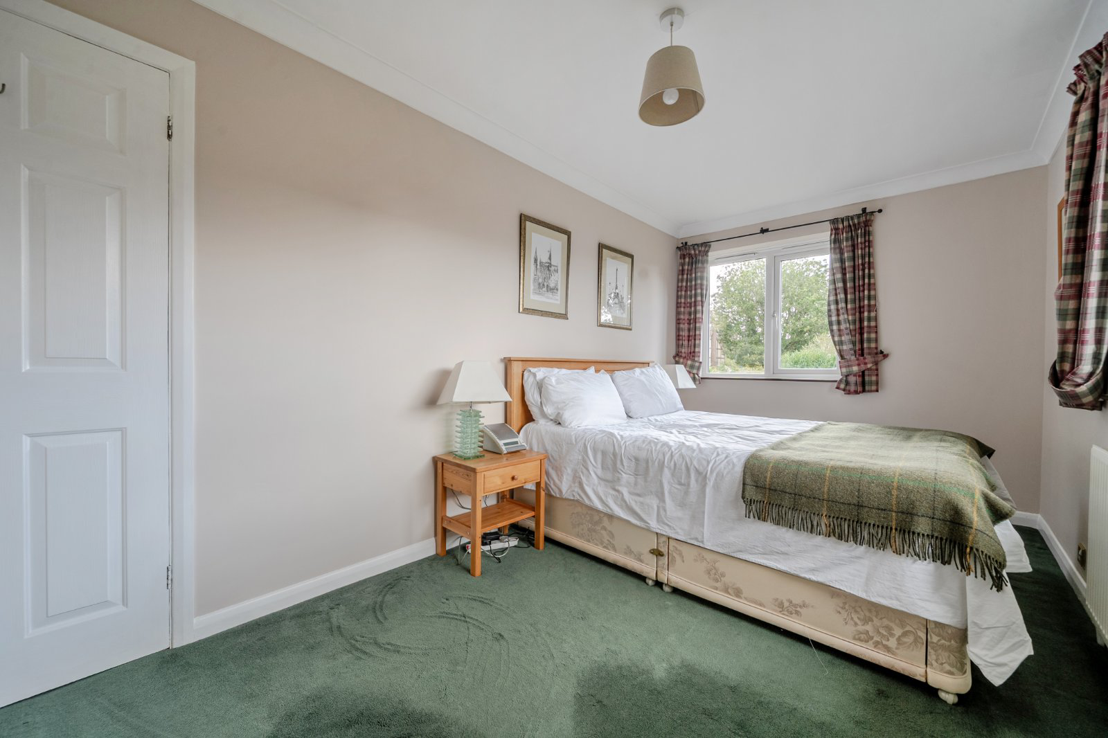 Kennedy Close, Farnham Common, Buckinghamshire, SL2, photo 15