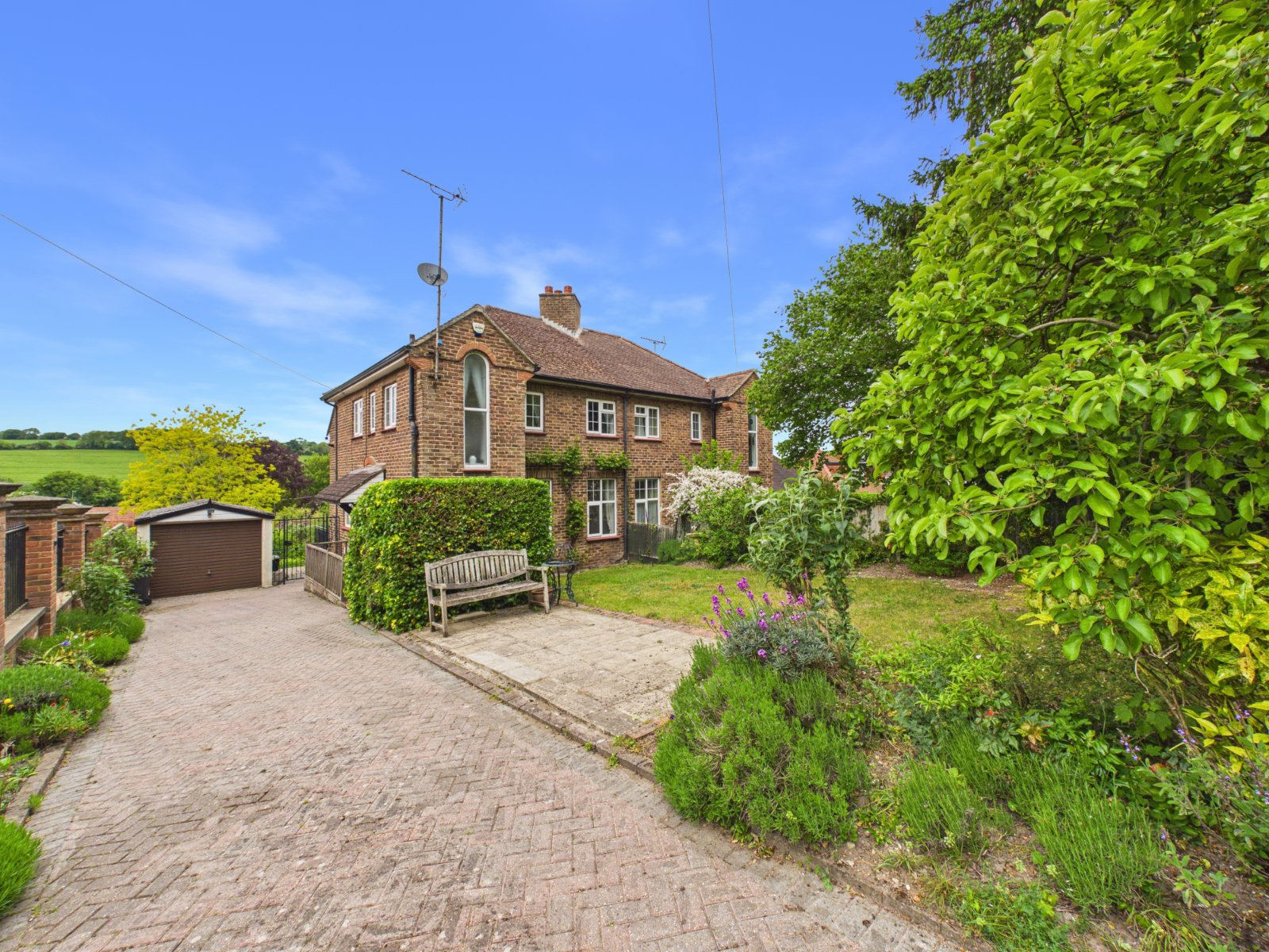 Wash Hill, Wooburn Green, High Wycombe, Buckinghamshire, HP10, photo 3
