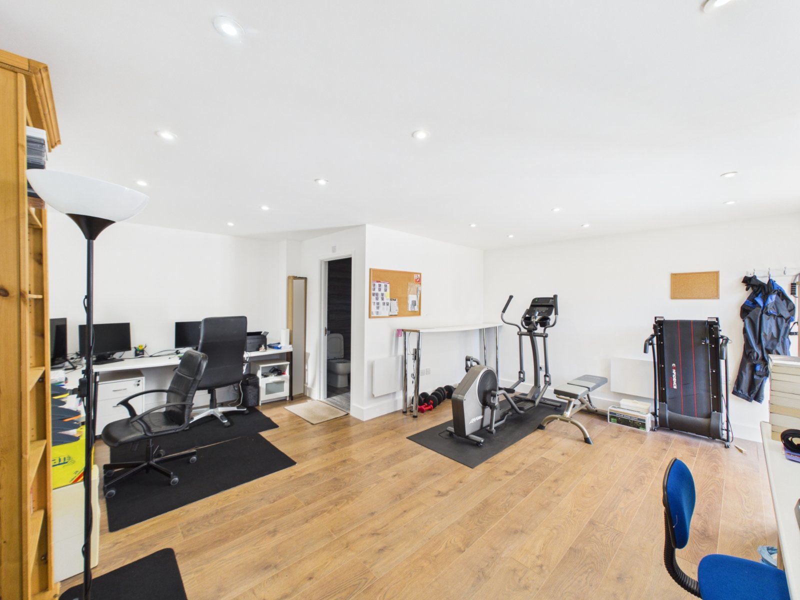 Desford Way, Ashford, Surrey, TW15, photo 19