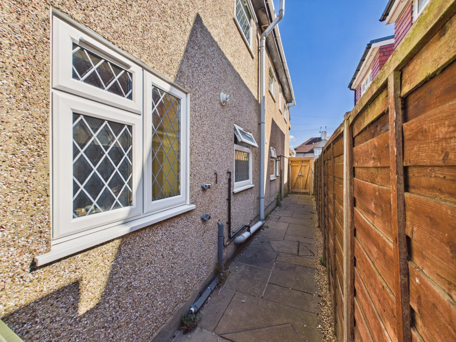 Desford Way, Ashford, Surrey, TW15, photo 21