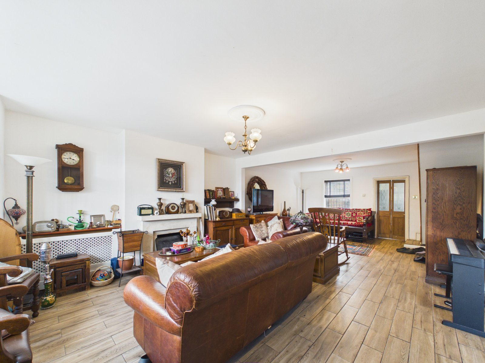 Elmwood Avenue, Feltham, Middlesex, TW13, photo 5