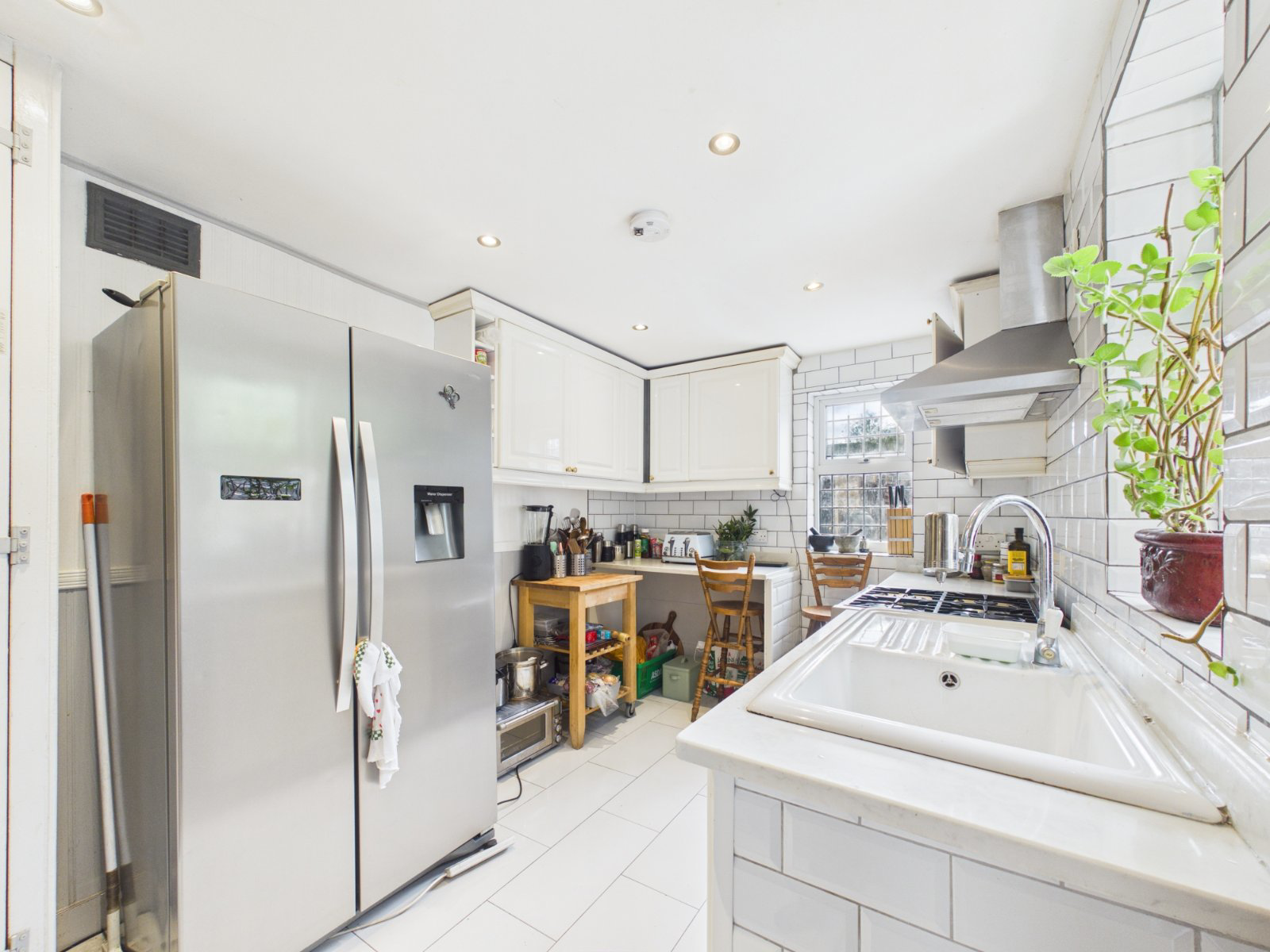 Elmwood Avenue, Feltham, Middlesex, TW13, photo 7