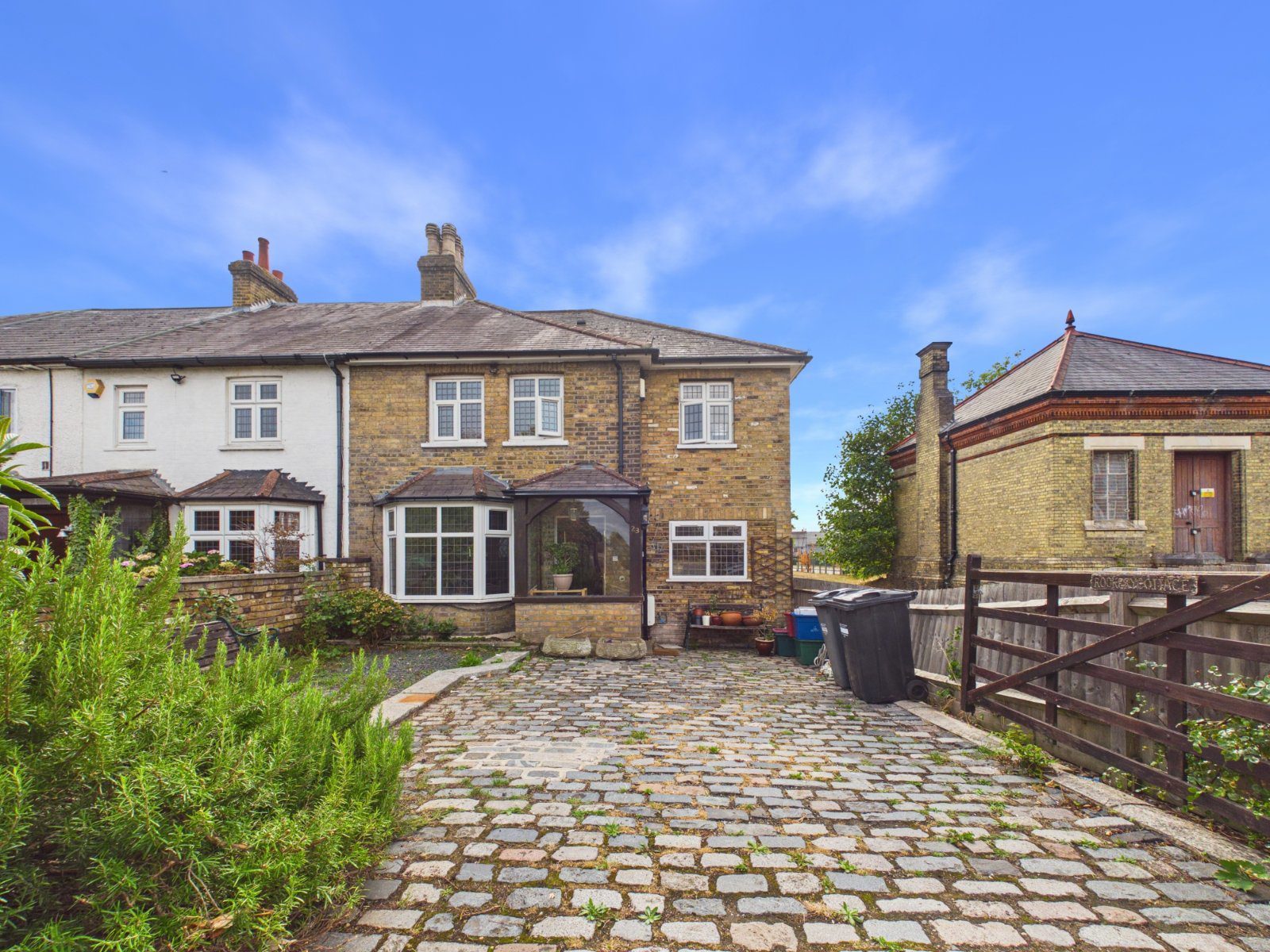 Elmwood Avenue, Feltham, Middlesex, TW13, photo 18