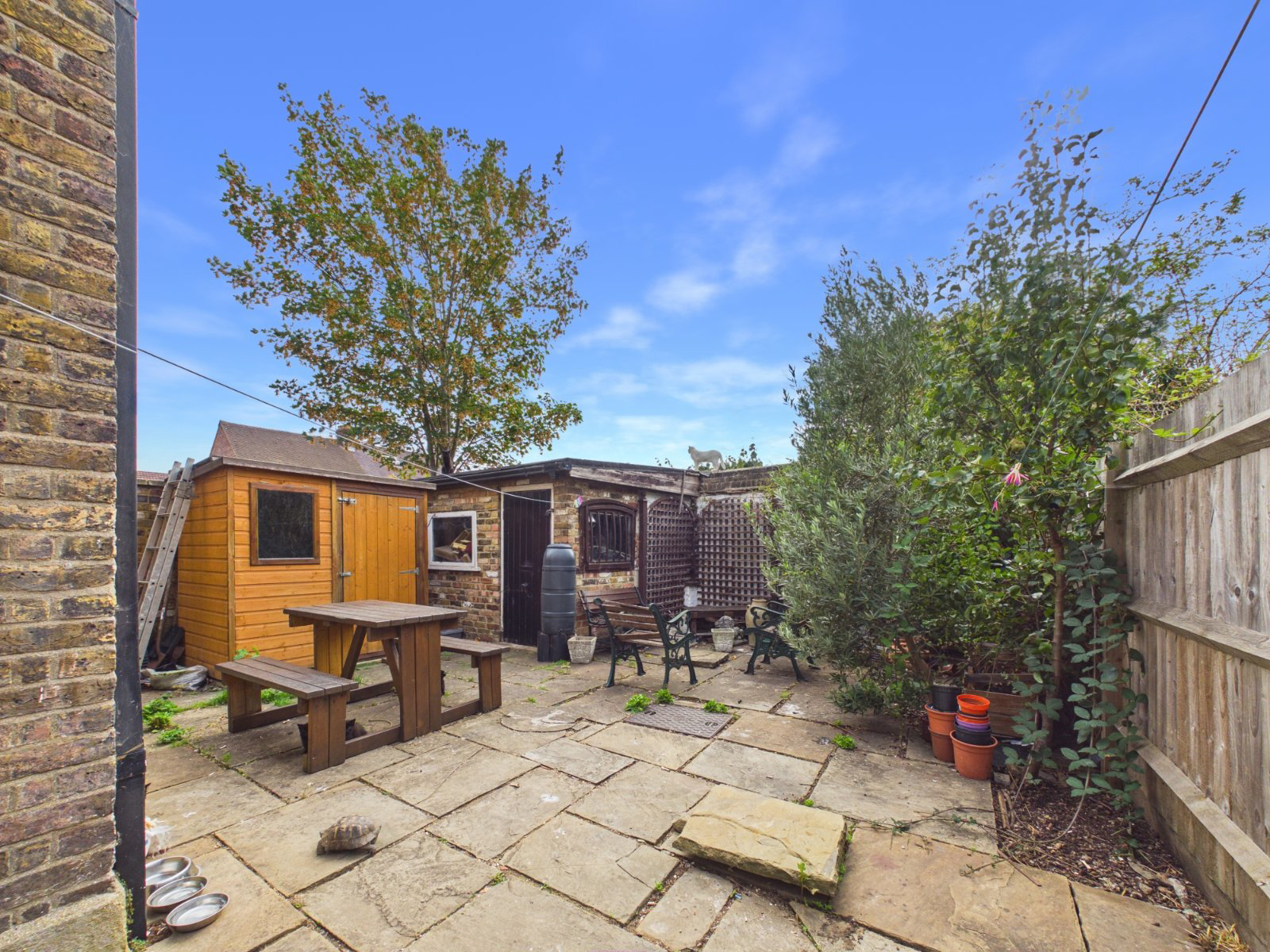 Elmwood Avenue, Feltham, Middlesex, TW13, photo 3