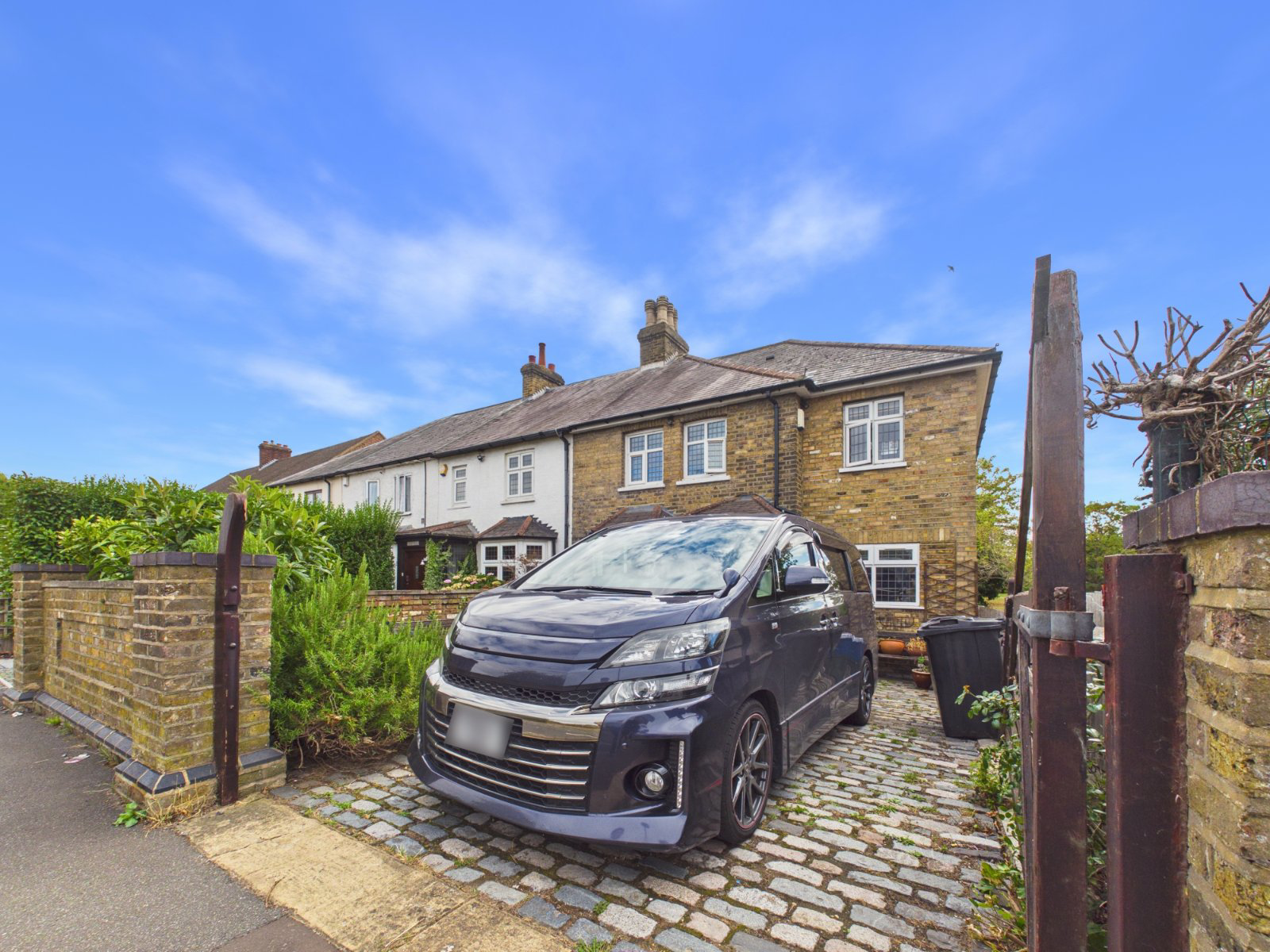 Elmwood Avenue, Feltham, Middlesex, TW13, photo 19