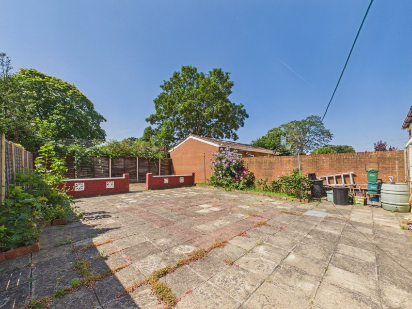 Rosemary Avenue, Hounslow, Middlesex, TW4, photo 3