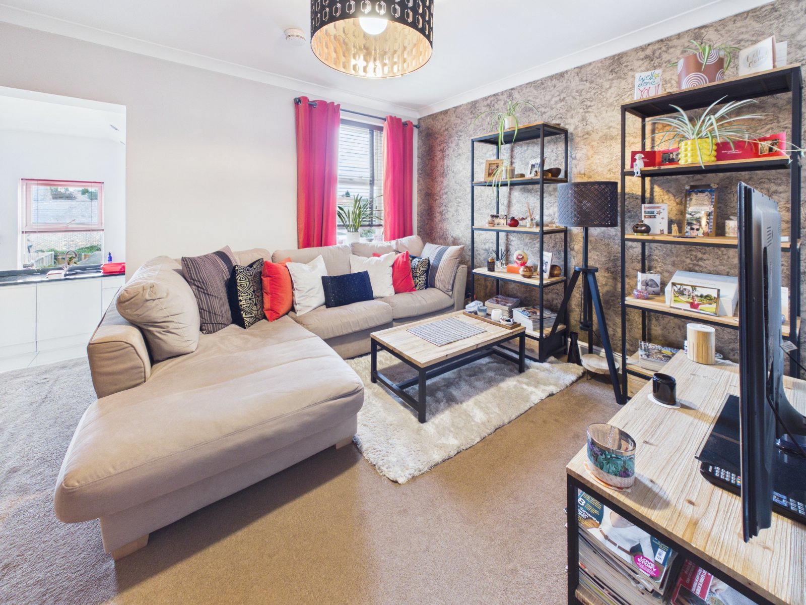 Willoughby Road, Langley, Berkshire, SL3, photo 2