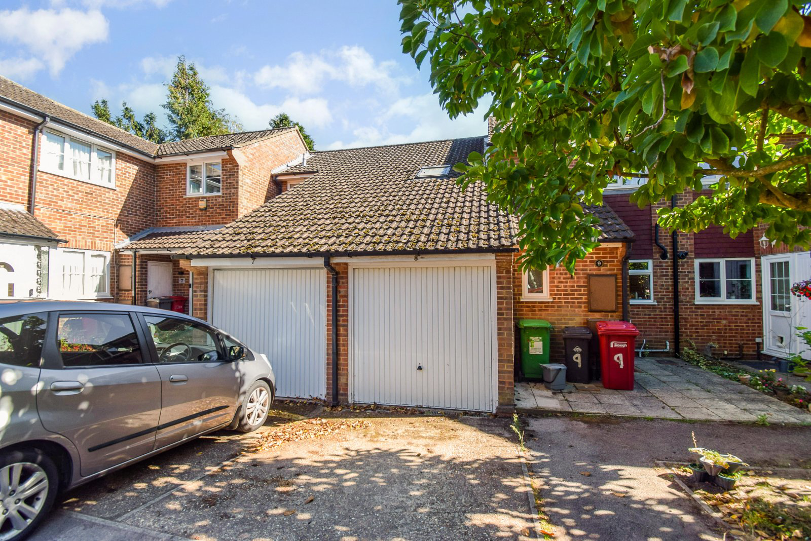 St. Michaels Court, Near Burnham, Berkshire, SL2, photo 10