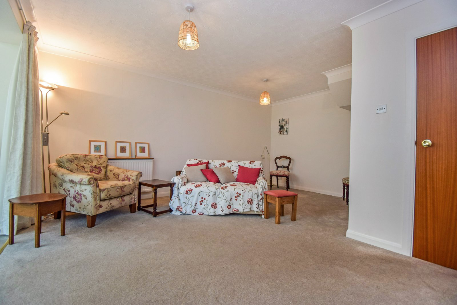 St. Michaels Court, Near Burnham, Berkshire, SL2, photo 12