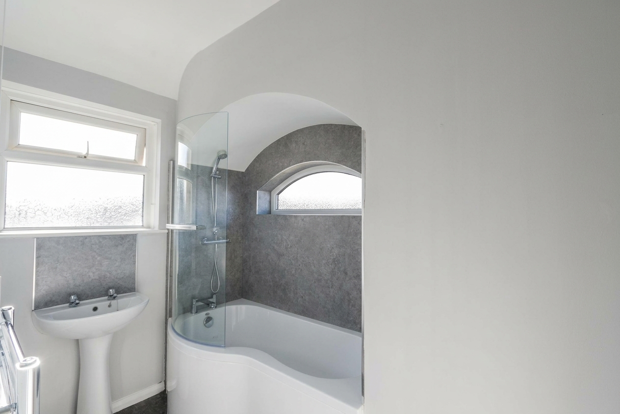 Modern Bathroom
