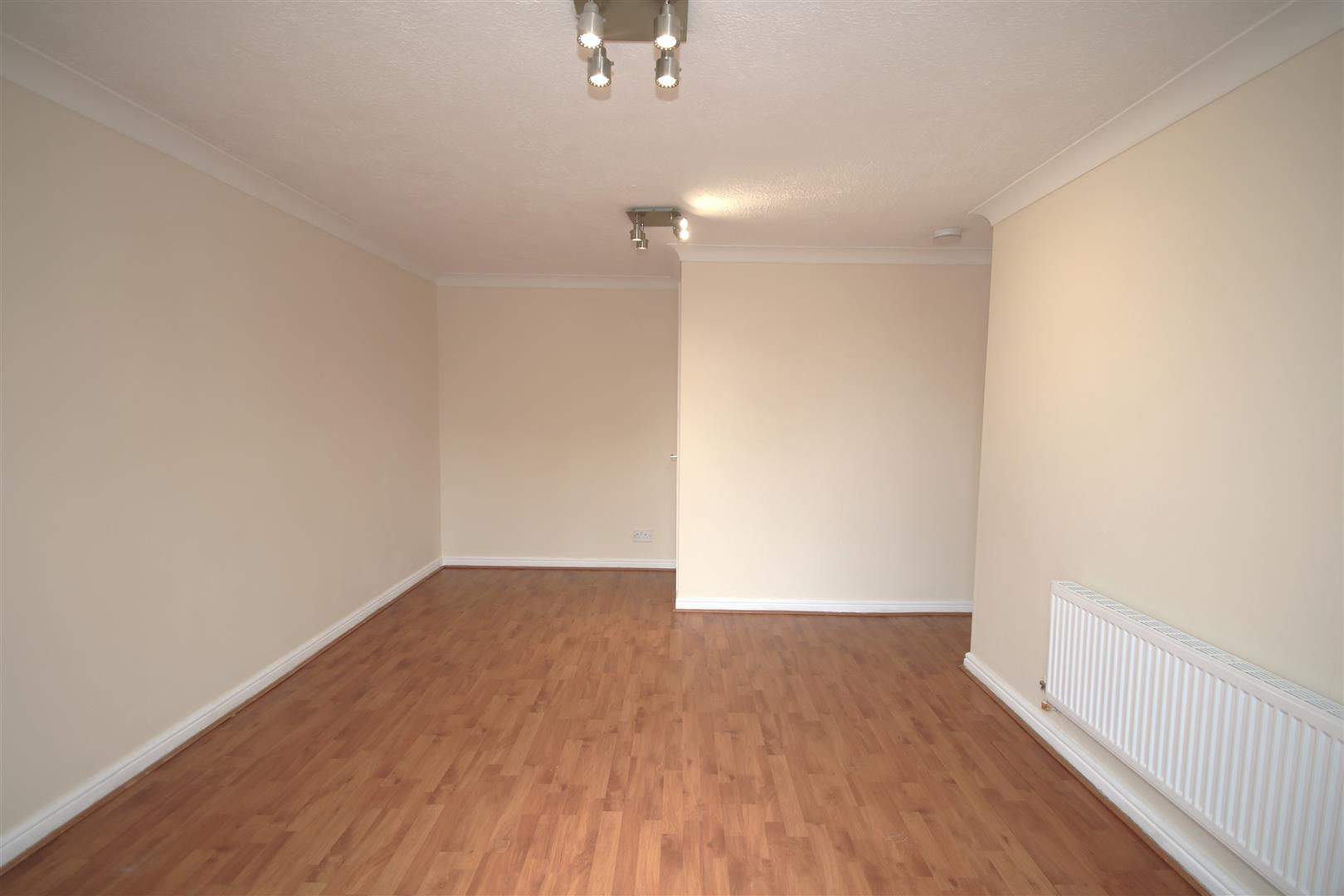 Almond Court, Chartham, Canterbury, photo 8