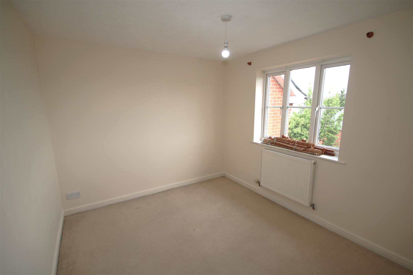 Almond Court, Chartham, Canterbury, photo 11
