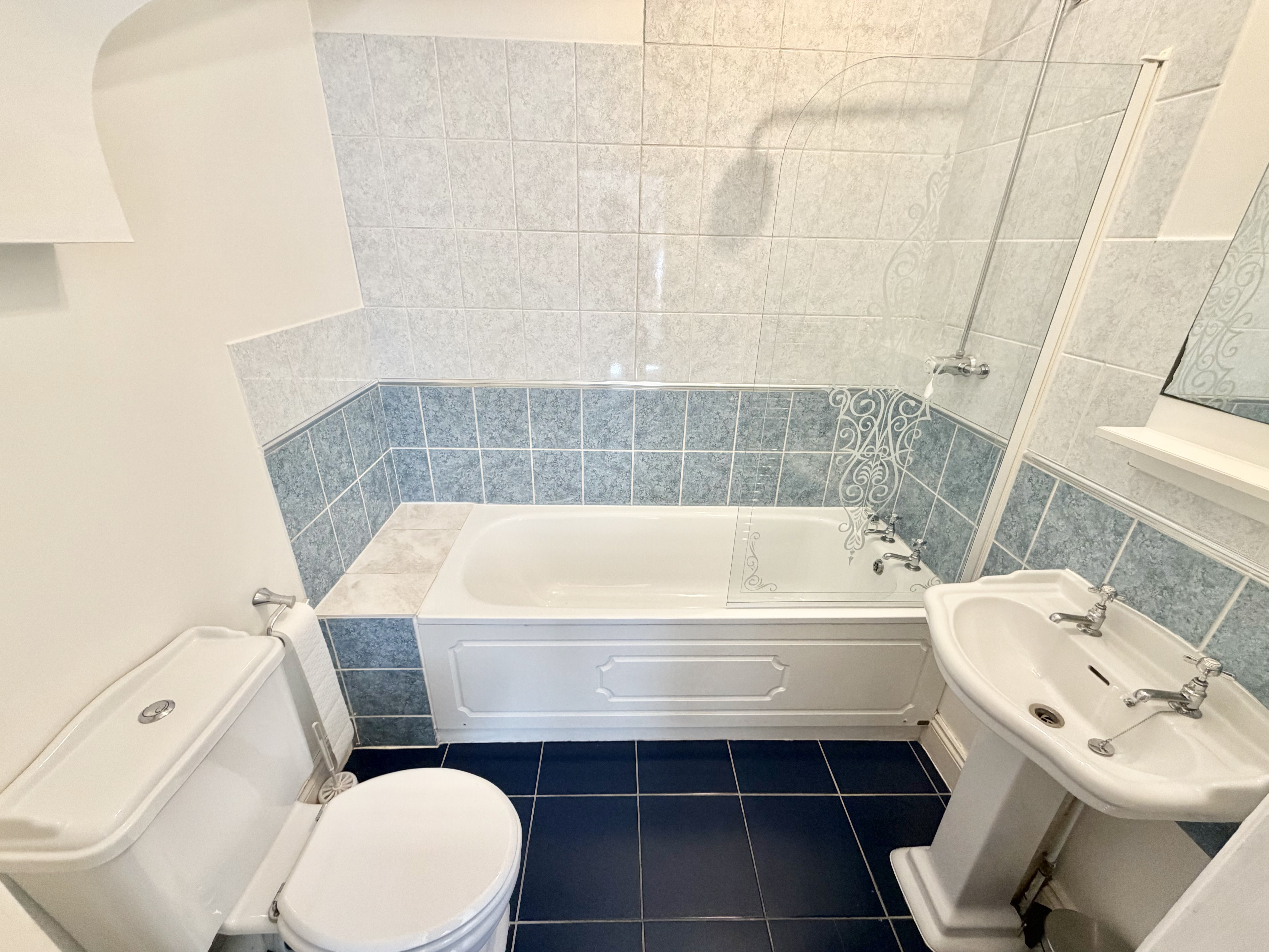 Glen Fern Road, Bournemouth, photo 7