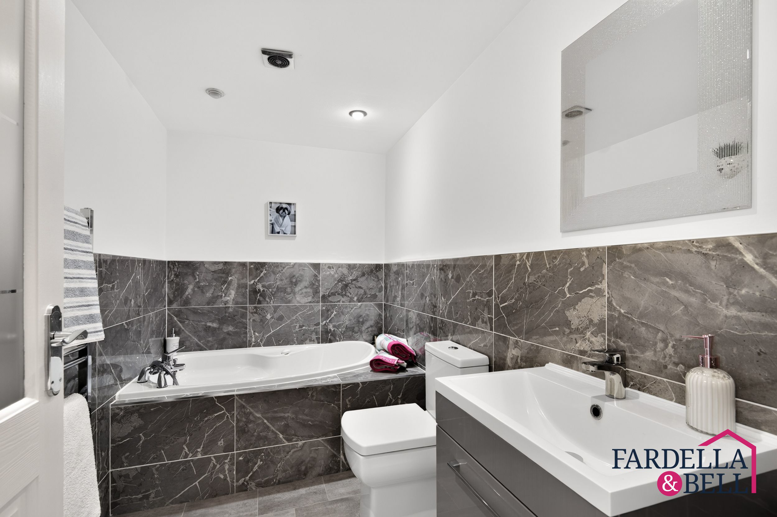 Lambert Street, Trawden, BB8, photo 13