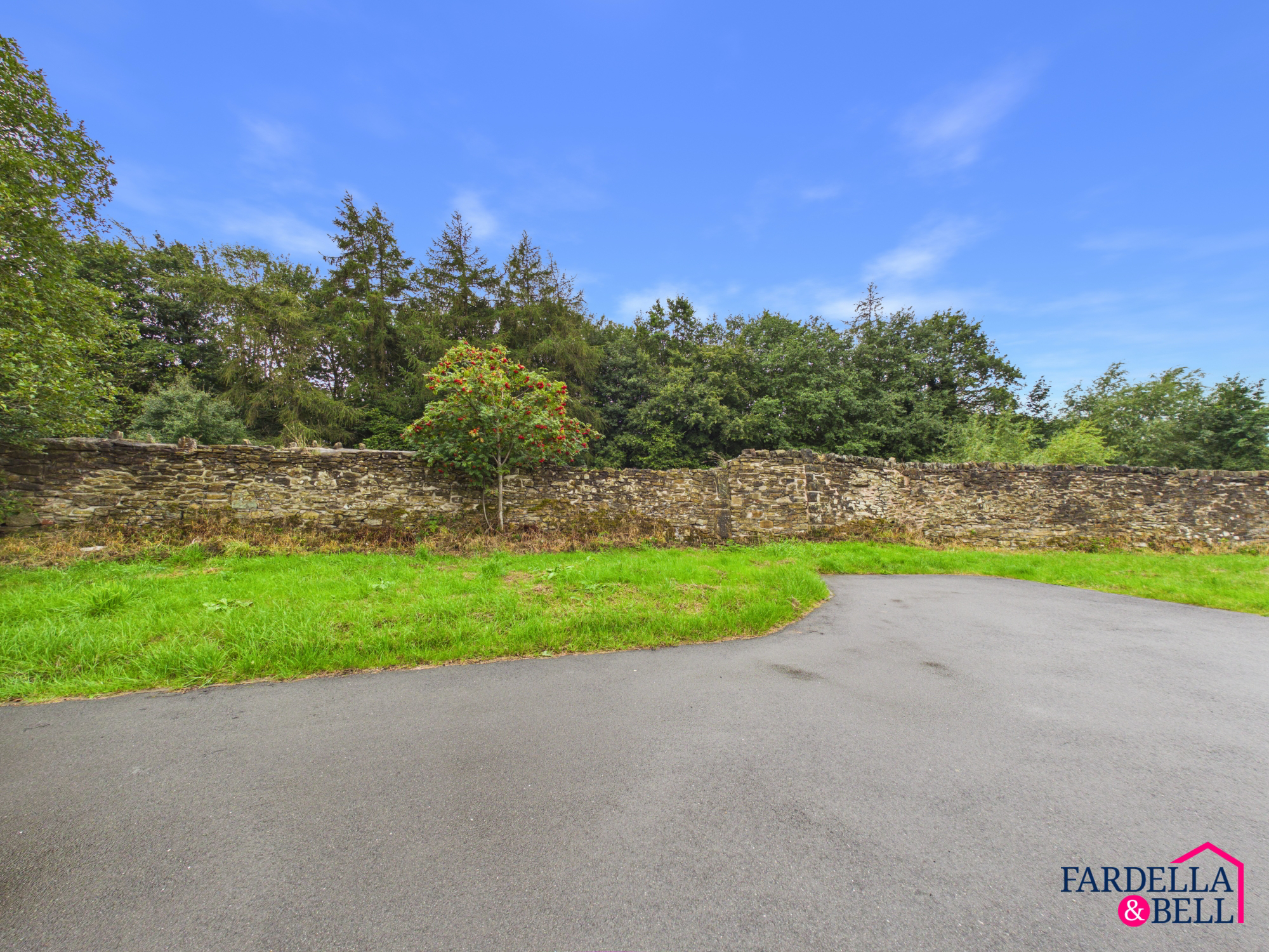 Navigation Drive, Hapton, BB12, photo 14
