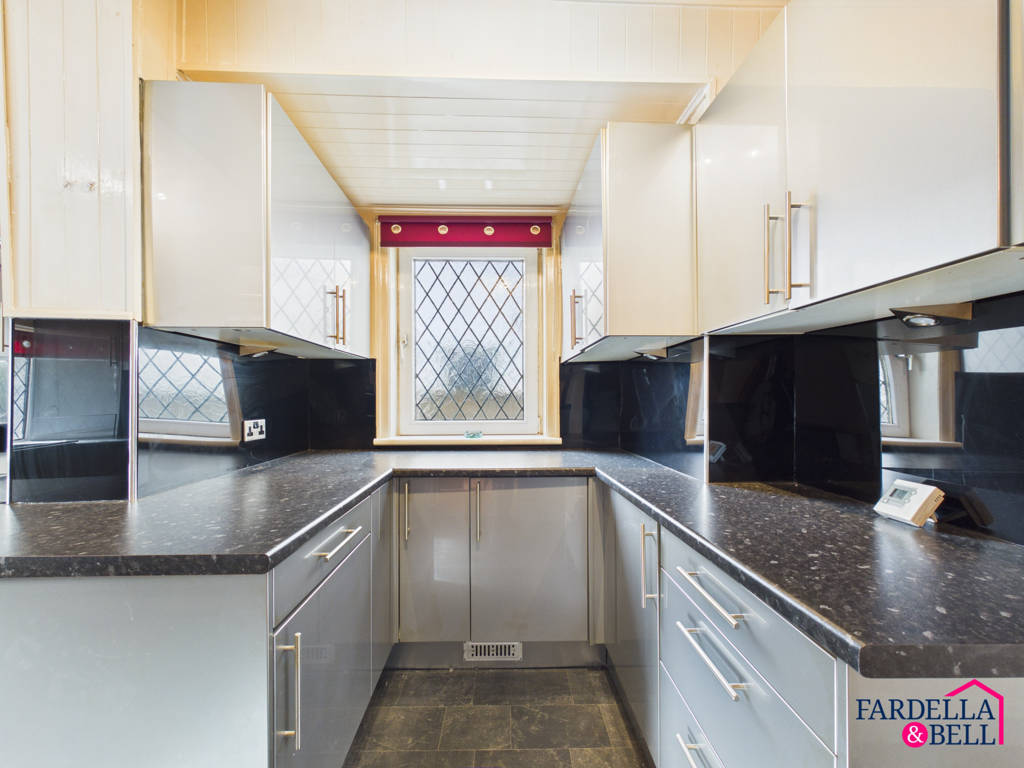 Rossendale Avenue, Burnley, BB11, photo 5