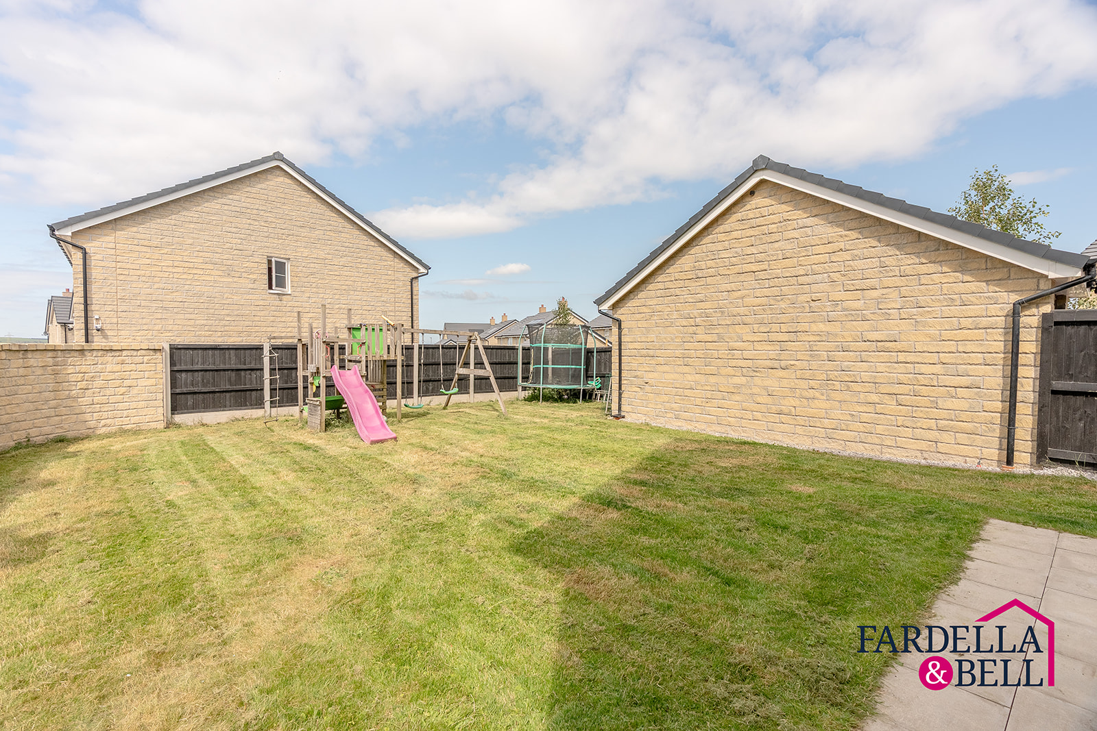 Yellowhammer Road, Burnley, BB11, photo 2