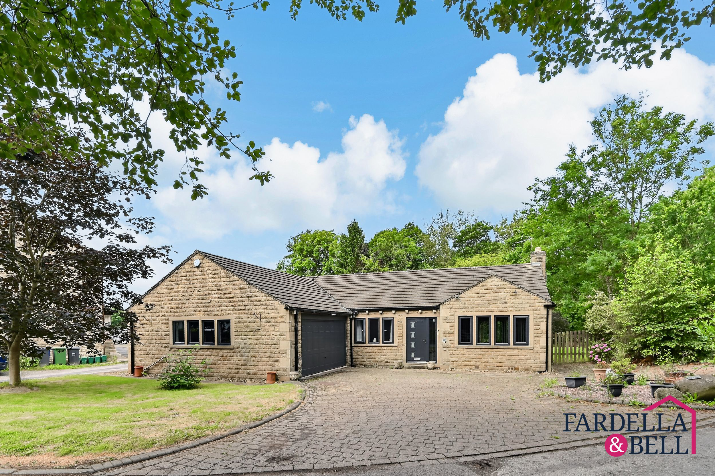 Greenfield Road, Colne, BB8