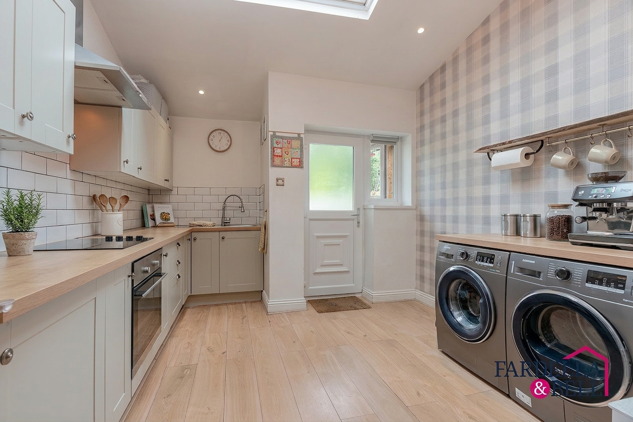 Longfield Terrace, Cliviger, BB10