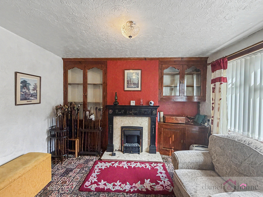 Beatty Road, Leek, Staffordshire, ST13 6HG, photo 3