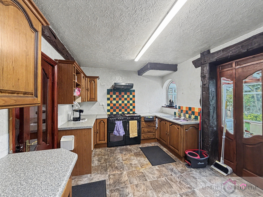 Beatty Road, Leek, Staffordshire, ST13 6HG, photo 11
