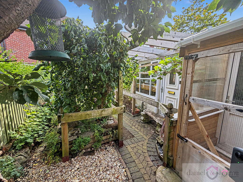 Beatty Road, Leek, Staffordshire, ST13 6HG, photo 23